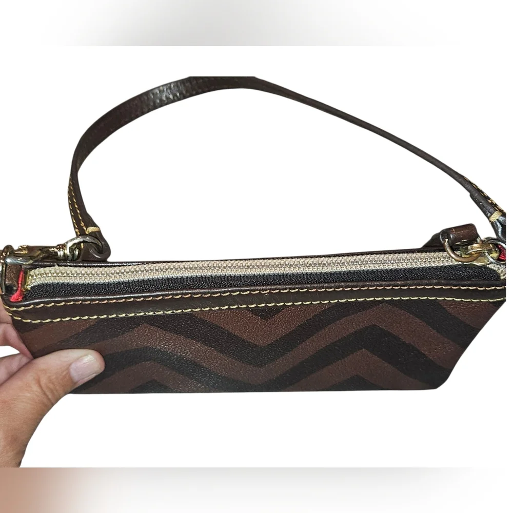Dooney & Bourke Brown Chevron Wristlet - Picture 5 of 9